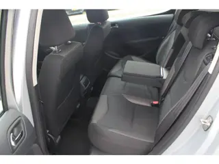 Foto 14 van Peugeot 308 1.6 VTi Première/AIRCO/ NETTE AUTO