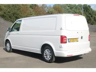 Foto 18 van Volkswagen Transporter 2.0 TDI L2H2 Highline koelwagen