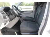 Foto 23 van Volkswagen Transporter 2.0 TDI L2H2 Highline koelwagen
