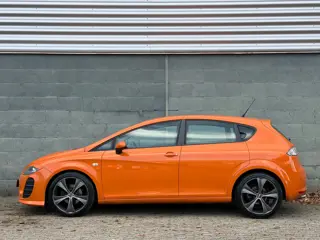 Foto 15 van Seat Leon 1.4 1e Eignr|Cupra Pakket|Airco|Navi|Cruise|Lmv|Nap|Boekjes