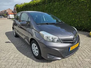 Foto 18 van Toyota Yaris 1.0 VVT-i Aspiration met navigatie