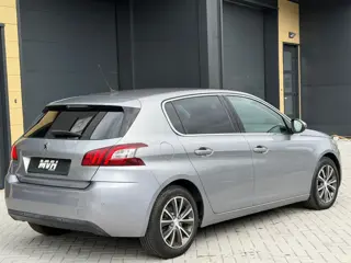 Foto 18 van Peugeot 308 1.6 THP Allure - MF stuur - PDC - Cruise - OrigNL - NAP