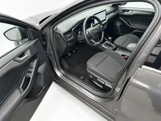Foto 14 van Ford FOCUS Wagon 1.0 EcoBoost Hybrid Titanium | Cruise | Navi | Clima