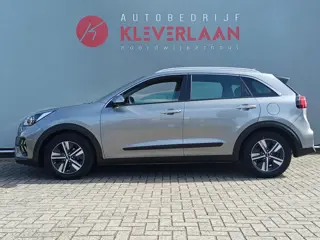 Foto 17 van Kia Niro 1.6 GDi Hybrid DynamicLine (bj 2020, automaat)