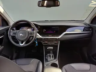 Foto 13 van Kia Niro 1.6 GDi Hybrid DynamicLine (bj 2020, automaat)