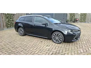 Foto 17 van Toyota Corolla Touring Sports 1.2 Turbo Active (bj 2020)