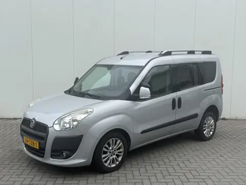 Fiat Doblò 1.4 T-Jet 120pk Rolstoelauto 3+1 - XXL Freedom Bodemverlaging (160 Cm Binnen hoogte) - Ro