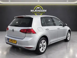Foto 14 van Volkswagen Golf 1.2 TSI Highline met Airco !!! Stoelverwarming !!! Cruise !!! Nap !!!
