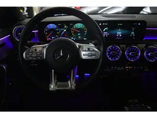 Foto 13 van Mercedes-Benz A-klasse 250 e Premium Plus AMG NIGHT PAKKET PANO/BLACKSTYLE/CARPLAY/CAM/BOMVOL