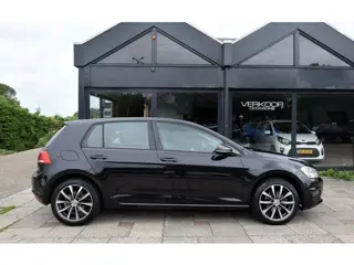 Foto 15 van Volkswagen Golf 1.2 TSI Business Stoelmassage Automaat