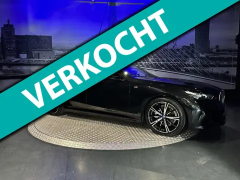 BMW 5-serie 530e M Sport*ComfStoelen*DrivAss+*Trekhaak*NLAuto*1Eig*