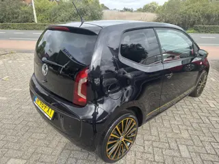 Foto 15 van Volkswagen Up! 1.0 up! Colour Edition
