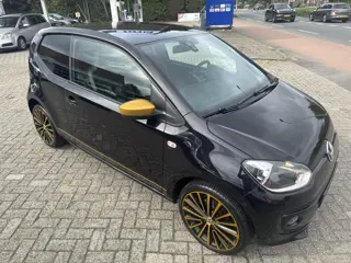 Foto 16 van Volkswagen Up! 1.0 up! Colour Edition