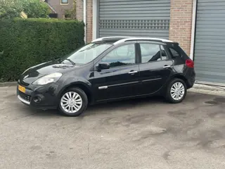 Foto 13 van Renault Clio Estate 1.2-16V Collection