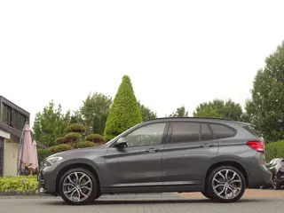 Foto 20 van BMW X1 sDrive20i M-Sport | HUD | Trekhk | Camera | Carplay | 19 inch Unieke kmstand!