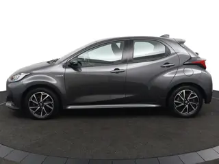 Foto 17 van Toyota Yaris 1.5 Hybrid Dynamic Limited | Adaptieve Cruise control | Climate Control | Parkeercamera