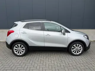 Opel Mokka 1.4 T Cosmo Automaat, Trekhaak, Navigatie, ECC, PDC, 31.000 KM
