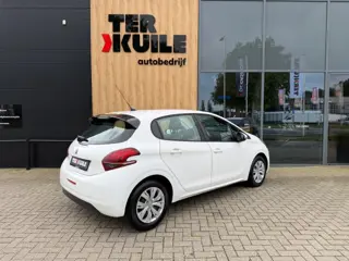 Foto 20 van PEUGEOT 208 1.2 PureTech Active / 5 Drs / Lage km
