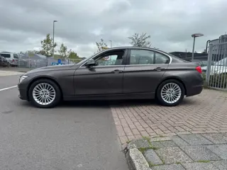 Foto 15 van BMW 3-serie 320d AUTOMAAT XENON/HEADUP/NAVI/CLIMA