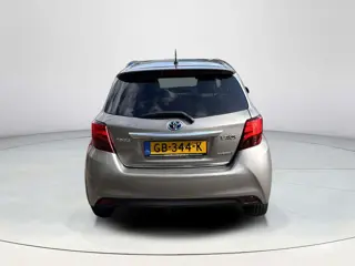 Foto 19 van Toyota Yaris 1.5 Hybrid Dynamic | Navigatie | Achteruitrijcamera | Panoramadak | Trekhaak