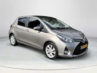 Foto 16 van Toyota Yaris 1.5 Hybrid Dynamic | Navigatie | Achteruitrijcamera | Panoramadak | Trekhaak