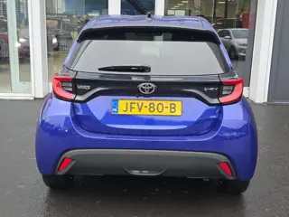 Foto 19 van Toyota Yaris 1.5 Hybrid 115 Dynamic | Achteruitrijcamera | Adaptieve Cruise Control | DAB
