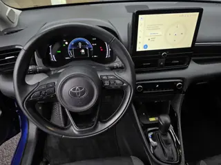Foto 13 van Toyota Yaris 1.5 Hybrid 115 Dynamic | Achteruitrijcamera | Adaptieve Cruise Control | DAB