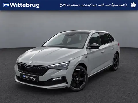 Škoda Scala 1.0 TSI 110pk Monte Carlo DSG Automaat / Panorama dak / LM 17 inch / Navigatie by APP / 