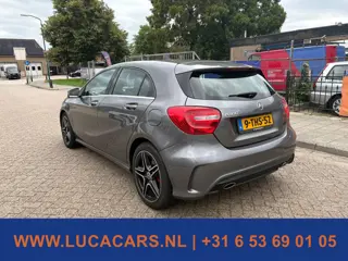 Foto 15 van Mercedes-Benz A-klasse 180 Prestige AMG 2X SLEUTEL NAP NIEUWE APK!