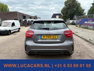 Foto 19 van Mercedes-Benz A-klasse 180 Prestige AMG 2X SLEUTEL NAP NIEUWE APK!