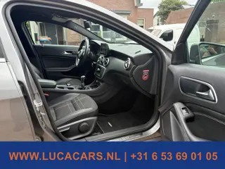 Foto 20 van Mercedes-Benz A-klasse 180 Prestige AMG 2X SLEUTEL NAP NIEUWE APK!