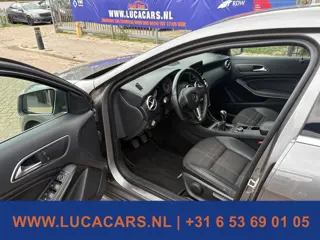 Foto 12 van Mercedes-Benz A-klasse 180 Prestige AMG 2X SLEUTEL NAP NIEUWE APK!