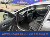 Foto 22 van Mercedes-Benz A-klasse 180 Prestige AMG 2X SLEUTEL NAP NIEUWE APK!
