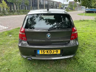 Foto 13 van BMW 1-serie 116i Business Line Top staat nl auto alle boekjes aanwezig zie foto’s