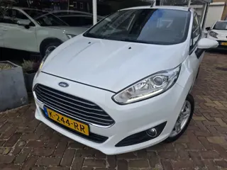 Foto 12 van Ford Fiesta 1.0 EcoBoost Titanium,nette auto