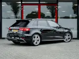 Foto 24 van Audi A3 Sportback 40 TFSI Sport S Line Edition | Trekhaak | Virtual Cockpit | Stoelverwarming | Crui