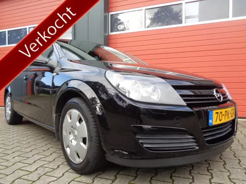 Opel Astra 1.6 Enjoy 105PK Airco Cruise Trekhaak NL-Auto 162DKm NAP
