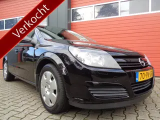 Opel Astra 1.6 Enjoy 105PK Airco Cruise Trekhaak NL-Auto 162DKm NAP