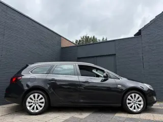 Foto 16 van Opel Astra Sports Tourer 1.4 Turbo Cosmo | 1ste Eigenaar