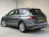 Foto 30 van Volkswagen Tiguan Allspace 1.5 TSI Highline | PANO | TREKHAAK | LEDER | 360º CAMERA |