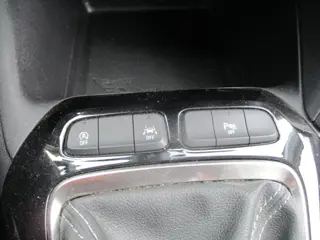 Foto 11 van Opel CORSA 1.2 Edition