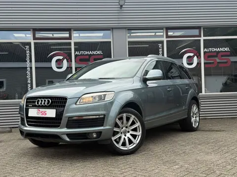 Audi Q7 4.2 FSI quattro s line | AUTOMAAT AIRCO TREKHAAK |
