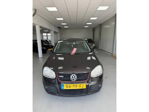 Volkswagen Golf 1.6 FSI Trendline