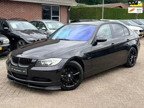 BMW 3-serie 320i High Executive |INRUIL KOOPJE!!|Leder|Climate control|Navigatie|Cruise control..