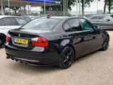 Foto 28 van BMW 3-serie 320i High Executive |INRUIL KOOPJE!!|Leder|Climate control|Navigatie|Cruise control..