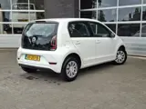 Foto 27 van Volkswagen Up! 1.0 BMT move up! | Bluetooth | Airco