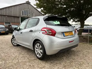 Foto 20 van Peugeot 208 1.0 VTi Access | Airco + Cruise Nu €3.975,-!!!