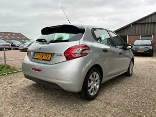 Foto 17 van Peugeot 208 1.0 VTi Access | Airco + Cruise Nu €3.975,-!!!