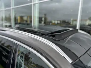 Foto 13 van BMW X1 sDrive20i Centennial High Executive PANO|TREKHAAK|LEDER