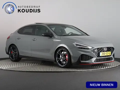 Hyundai i30 2.0 N Fastback (Pano / Pipercross / Winterpakket / Elek. stoelen)
